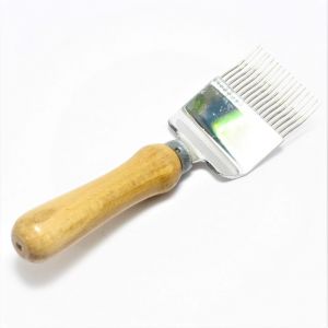 מזלג רדייה לדבש, הסרת דונג